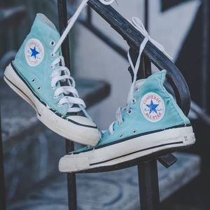 Blue VTG Converse High Tops
